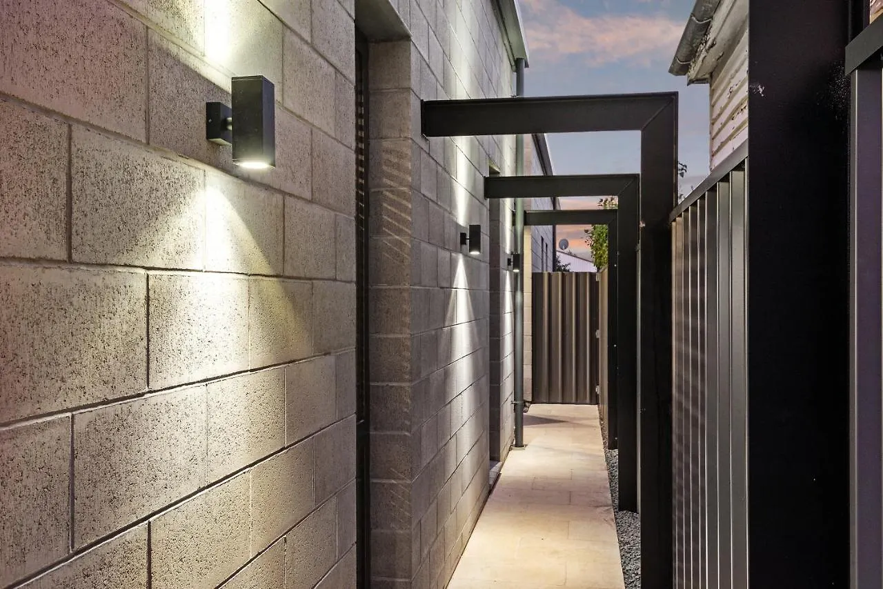 Derby Street Guesthouse Gaystay B&B New Zealand