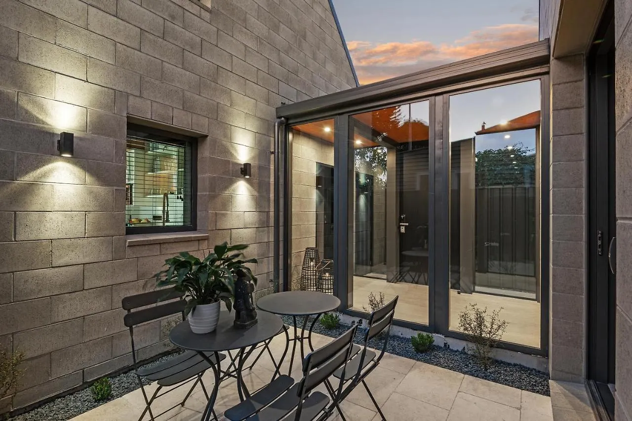 Derby Street Guesthouse Gaystay B&B